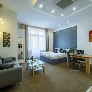  Daire Karoly Corner Residences Macaristan